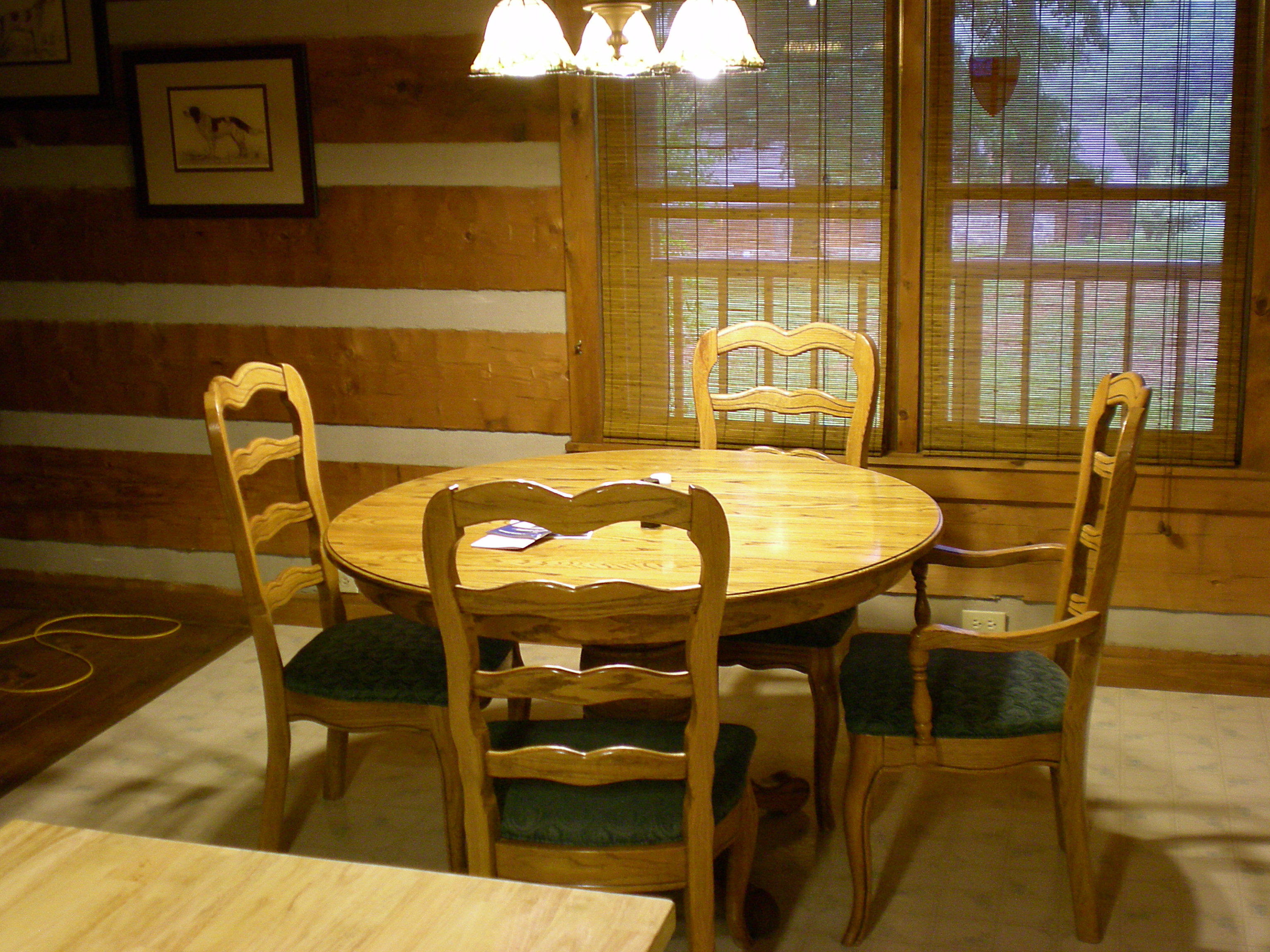 allsaintsdiningroom.jpg